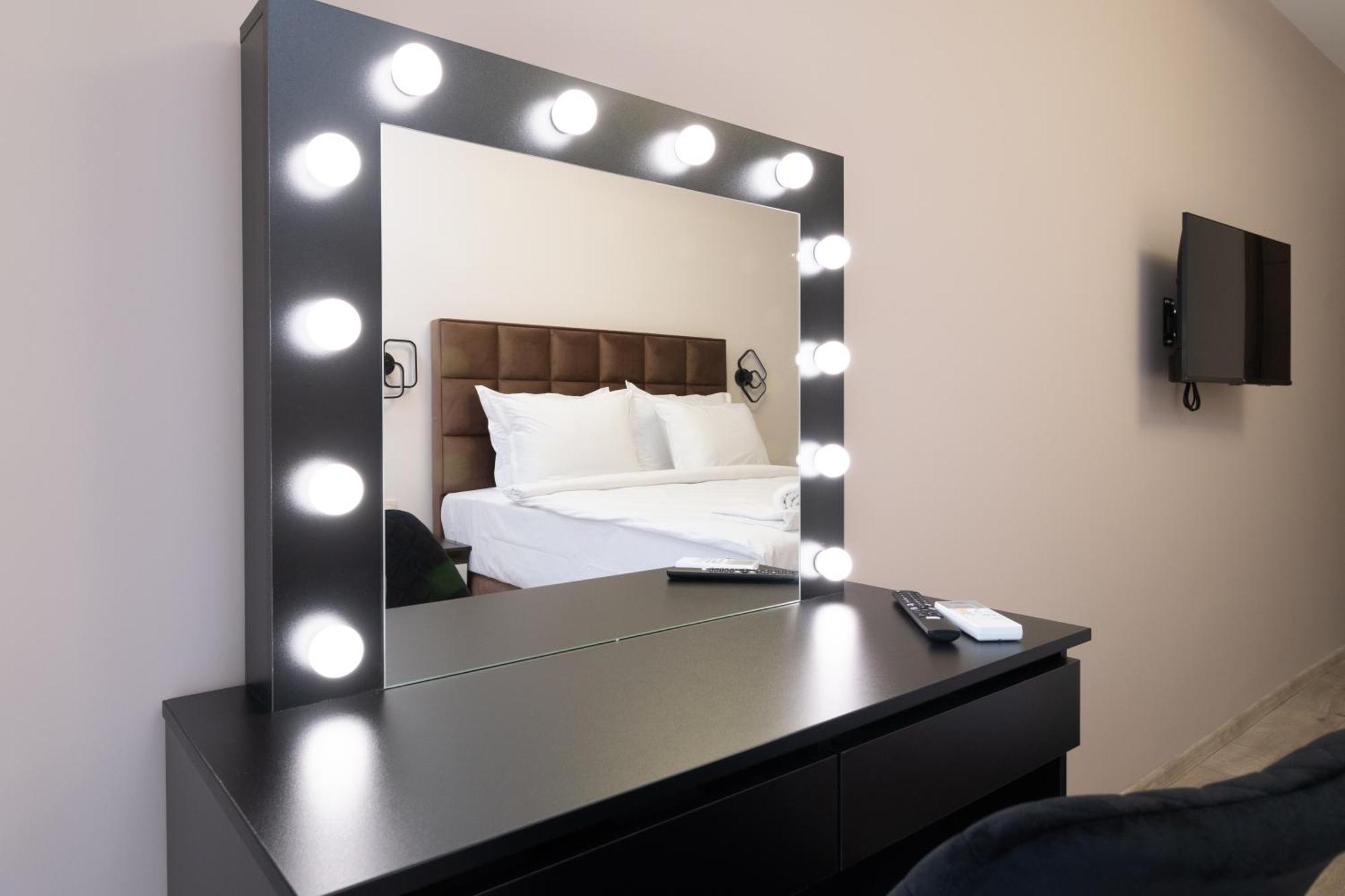 Ldv 13 1-Bedroom Apartments Free Private Parking بلوفديف المظهر الخارجي الصورة