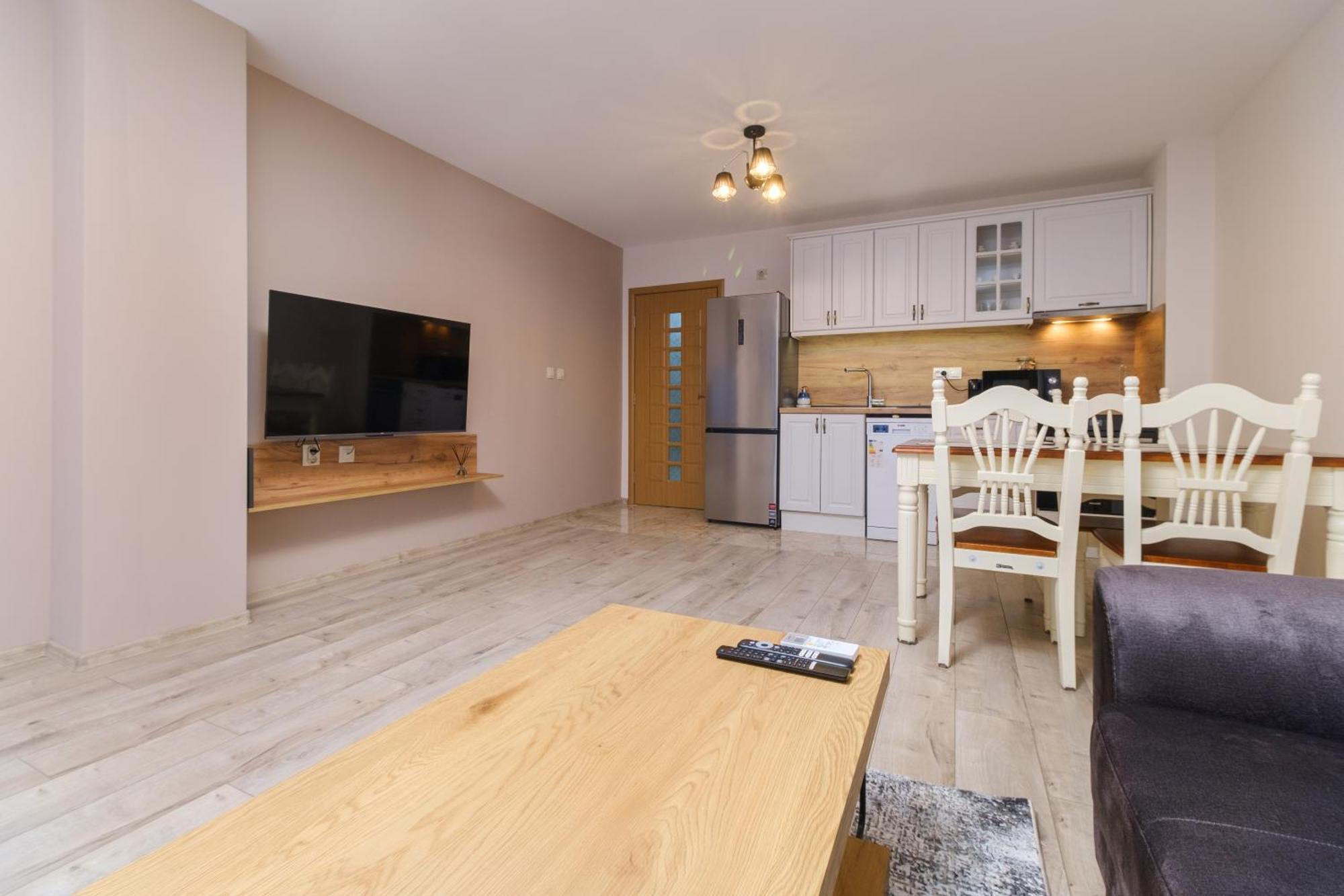 Ldv 13 1-Bedroom Apartments Free Private Parking بلوفديف المظهر الخارجي الصورة