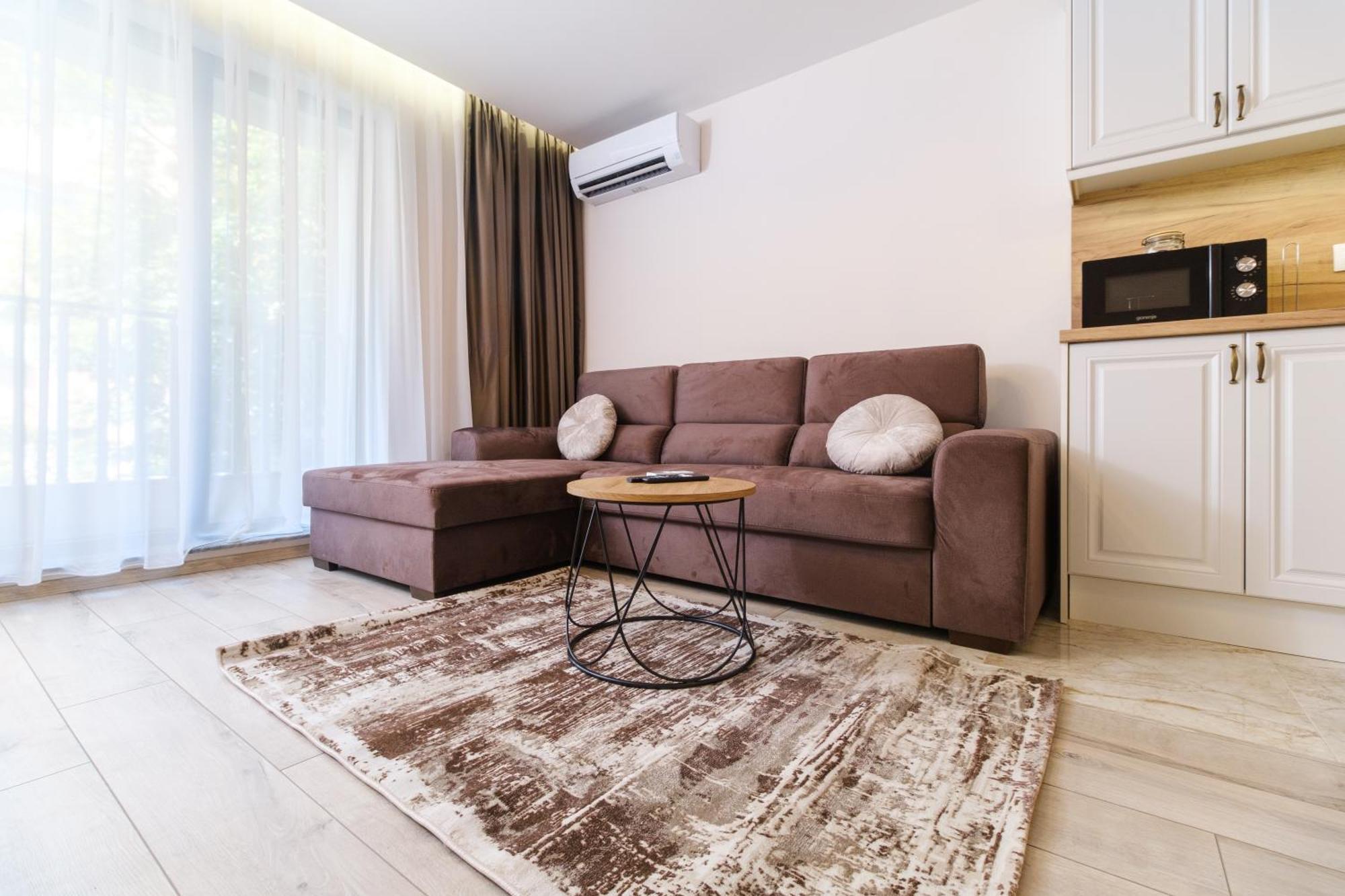 Ldv 13 1-Bedroom Apartments Free Private Parking بلوفديف المظهر الخارجي الصورة